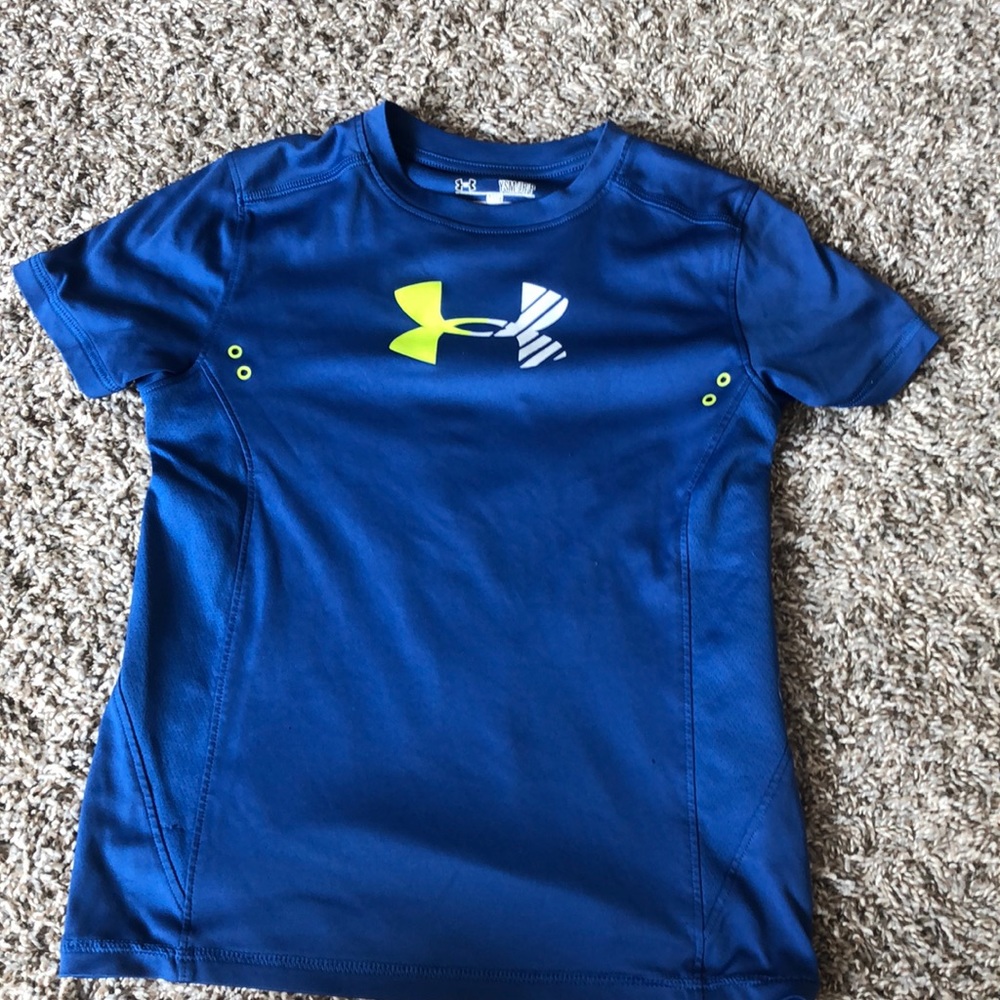 boys under armour shirt